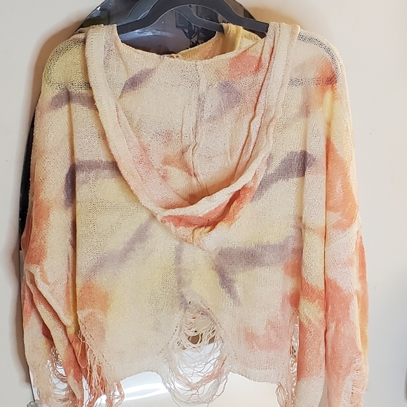 Tie Dye POL Distressed Lightweight Hooded Sweater - Picture 9 of 11
